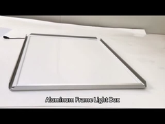 تغيير الملصقات بسرعة بمجرد فتحها بدون أدوات بفضل تصميم إطار المقاطع